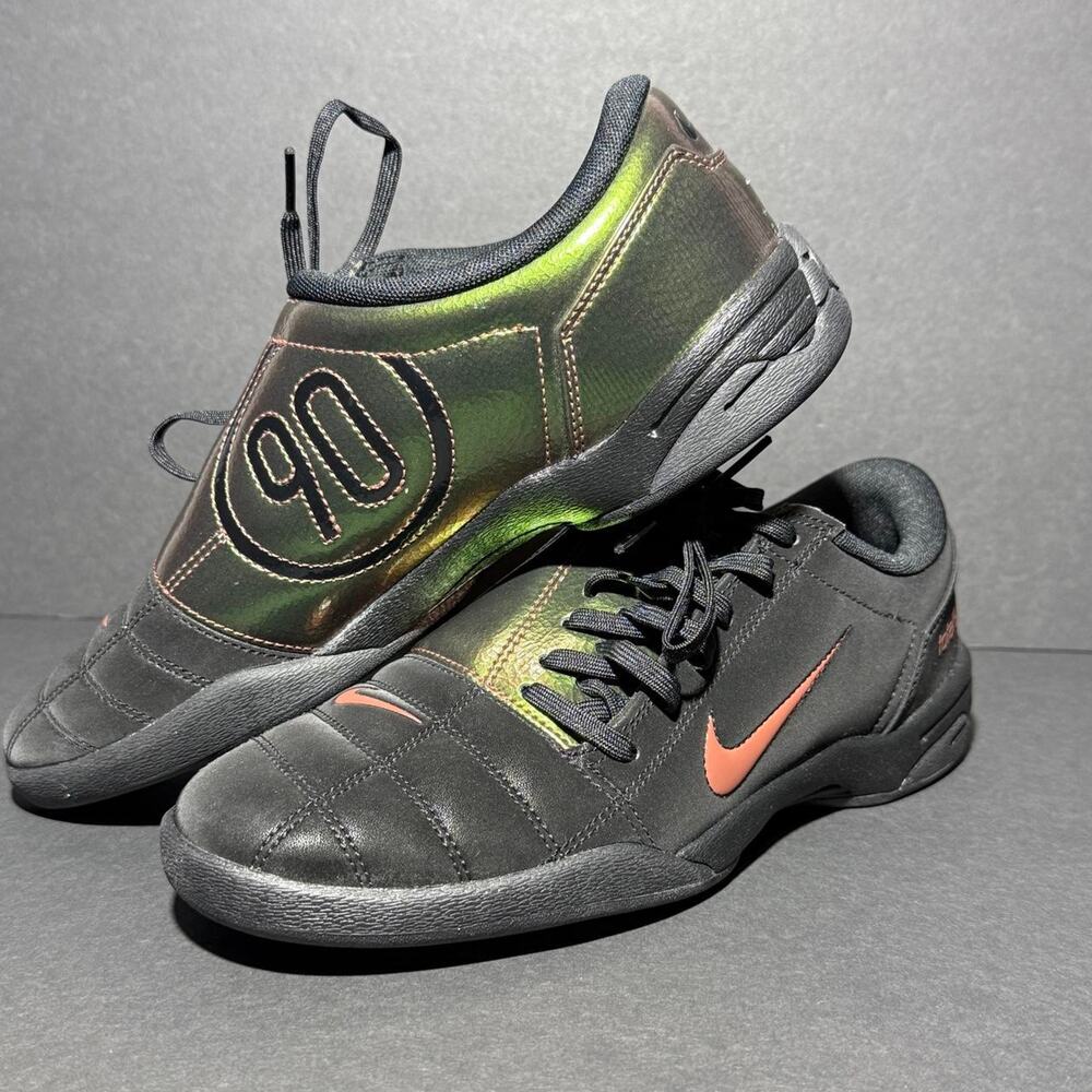 Nike total 90 indoor soccer